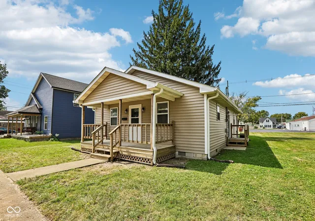 Photo 2 of Single family home for sale at 716 S Meridian St, Lebanon, IN 46052 | MLS# 22125276 | Listing updated on 2026-09-14