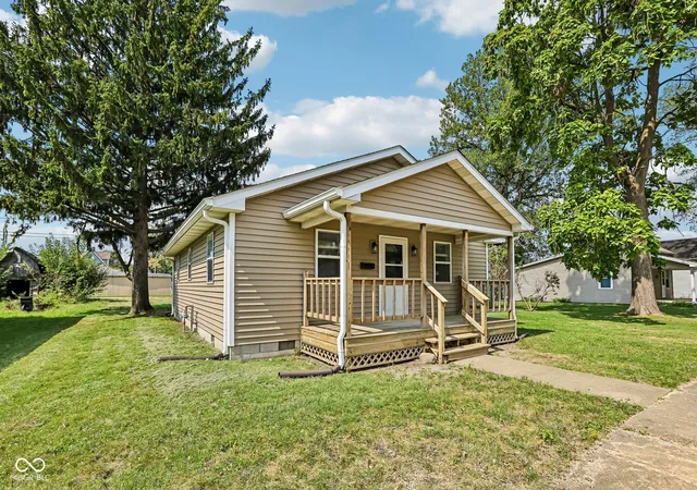 Photo 3 of Single family home for sale at 716 S Meridian St, Lebanon, IN 46052 | MLS# 22125276 | Listing updated on 2026-09-14