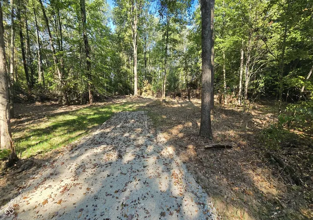 Photo 4 of Sale Pending at 1 N County Rd 500 W, Freetown, IN 47235 | MLS# 22125294 | Listing updated on 2026-09-19