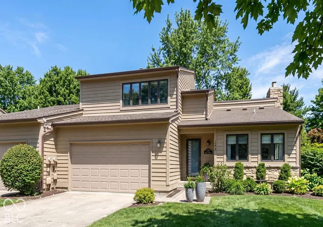Photo 3 of Condo for sale at 328 Sandbrook Dr, Noblesville, IN 46062 | MLS# 22125311 | Listing updated on 2026-10-08