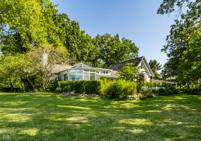 Photo 2 of Single family home for sale at 6301 S 800 East, Zionsville, IN 46077 | MLS# 22125321 | Listing updated on 2026-09-21