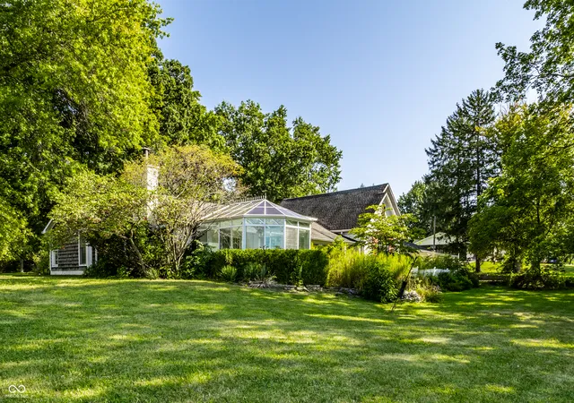 Photo 3 of Single family home for sale at 6301 S 800 East, Zionsville, IN 46077 | MLS# 22125321 | Listing updated on 2026-09-21