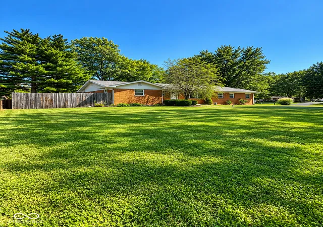 Photo 3 of Single family home for sale at 6443 Brushwood Rd, Indianapolis, IN 46241 | MLS# 22125322 | Listing updated on 2026-09-18