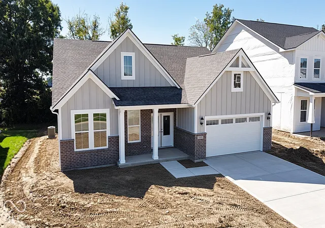 Photo 3 of Single family home for sale at 6389 Rippling Rock Dr, Plainfield, IN 46168 | MLS# 22125327 | Listing updated on 2026-09-29