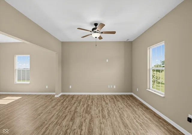 Photo 4 of Single family home for sale at 485 Haywood Dr, Greenfield, IN 46140 | MLS# 22125328 | Listing updated on 2026-09-21