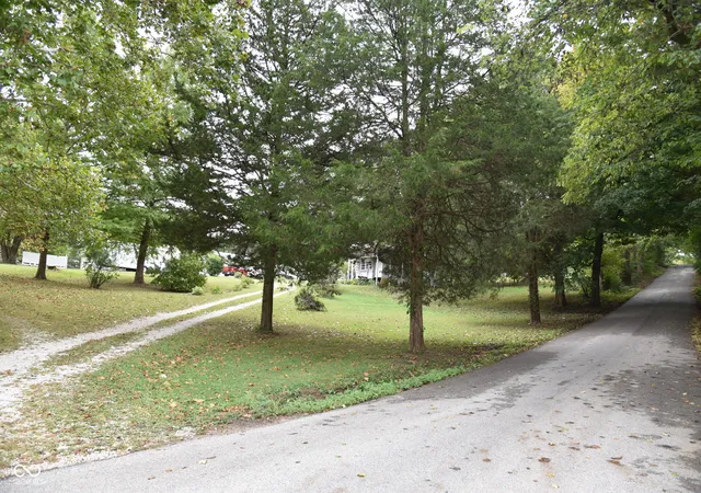 Photo 3 of Single family home for sale at 2064 Leatherwood Rd, Bedford, IN 47421 | MLS# 22125331 | Listing updated on 2026-09-21