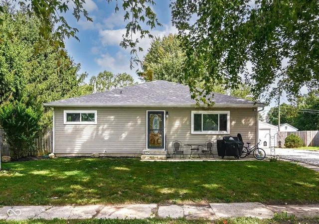 Photo 1 of Single family home for sale at 604 E Hamilton Ave, Arcadia, IN 46030 | MLS# 22125332 | Listing updated on 2026-10-08