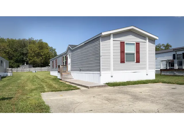 Photo 1 of Manufactured home for sale at Lot 2 911 Hale Rd, Shelbyville, IN 46176 | MLS# 22125339 | Listing updated on 2026-09-13