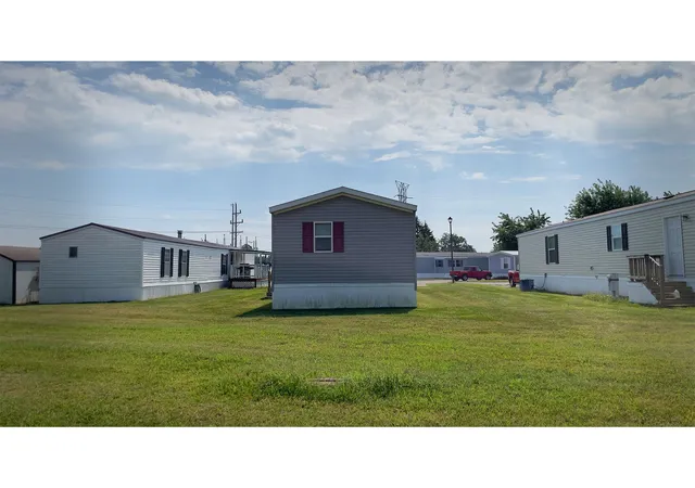 Photo 20 of Manufactured home for sale at Lot 2 911 Hale Rd, Shelbyville, IN 46176 | MLS# 22125339 | Listing updated on 2026-09-13