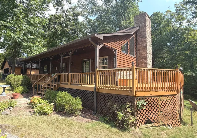 Photo 3 of Single family home for sale at 8419 S Scott Dr, Nineveh, IN 46164 | MLS# 22125349 | Listing updated on 2026-10-05