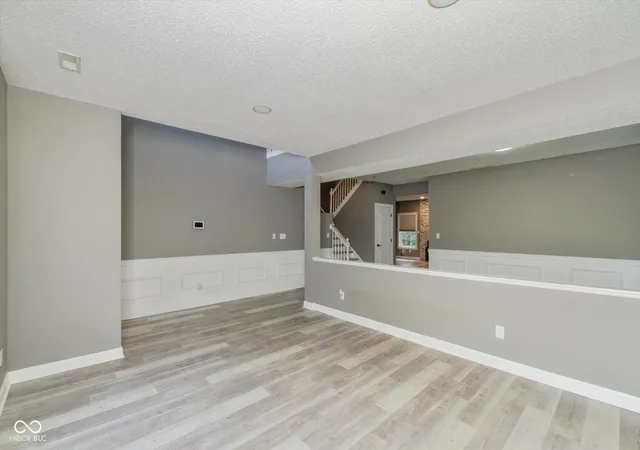 Photo 3 of Single family home for sale at 6517 Heritage Hl Dr, Indianapolis, IN 46237 | MLS# 22125365 | Listing updated on 2026-09-22