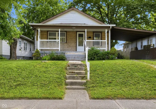 Photo 1 of Sale Pending at 431 S Arlington Ave, Indianapolis, IN 46219 | MLS# 22125386 | Listing updated on 2026-10-08