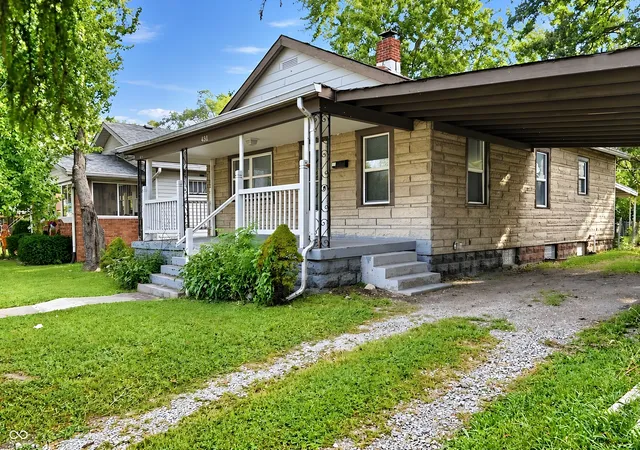 Photo 3 of Sale Pending at 431 S Arlington Ave, Indianapolis, IN 46219 | MLS# 22125386 | Listing updated on 2026-10-08