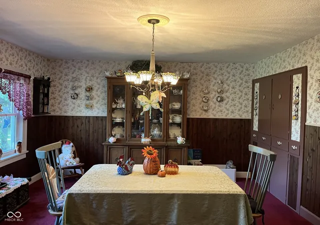 Photo 4 of Single family home for sale at 305 E County Rd 900 S, Clayton, IN 46118 | MLS# 22125403 | Listing updated on 2026-09-21