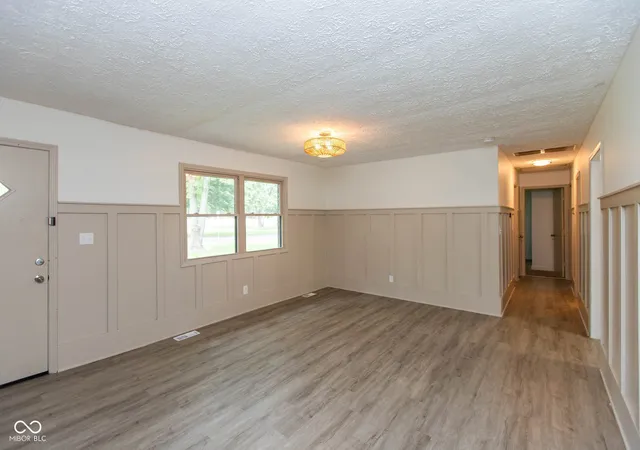 Photo 3 of Single family home for sale at 10045 N Balfer Dr E, Fortville, IN 46040 | MLS# 22125422 | Listing updated on 2026-10-06