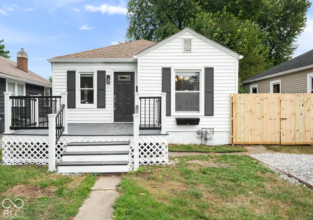 Photo 1 of Single family home for sale at 4911 Rosslyn Ave, Indianapolis, IN 46205 | MLS# 22125424 | Listing updated on 2026-10-07