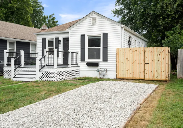 Photo 24 of Single family home for sale at 4911 Rosslyn Ave, Indianapolis, IN 46205 | MLS# 22125424 | Listing updated on 2026-10-07