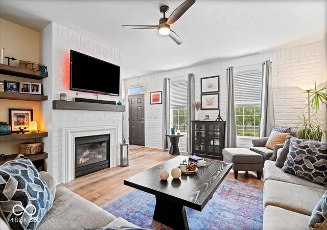 Photo 4 of Condo for sale at 13514 Molique Blvd, Fishers, IN | MLS# 22125434 | Listing updated on 2026-09-24