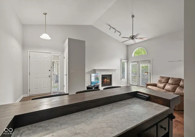 Photo 4 of Condo for sale at 8051 Talliho Dr, Indianapolis, IN 46256 | MLS# 22125456 | Listing updated on 2026-10-07