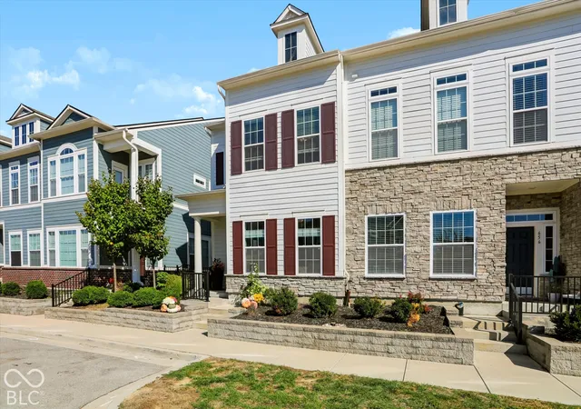Photo 3 of Townhouse for sale at 648 Lagerfield Dr, Carmel, IN 46032 | MLS# 22125458 | Listing updated on 2026-10-08