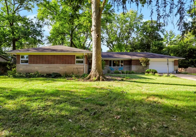 Photo 2 of Single family home for sale at 5735 Susan Dr E, Indianapolis, IN 46250 | MLS# 22125486 | Listing updated on 2026-10-09