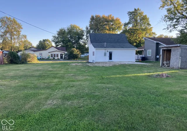 Single family home for sale at 1914 S L St, Elwood, IN 46036 | MLS# 22125542 | Listing updated on 2026-10-08