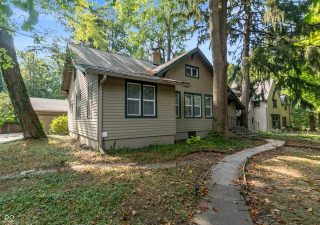 Photo 2 of Single family home for sale at 3750 Totem Ln, Indianapolis, IN 46208 | MLS# 22125543 | Listing updated on 2026-10-02