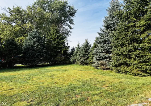 Photo 3 of Single family home for sale at 5918 N State Rd 9, Shelbyville, IN 46176 | MLS# 22125612 | Listing updated on 2026-10-16