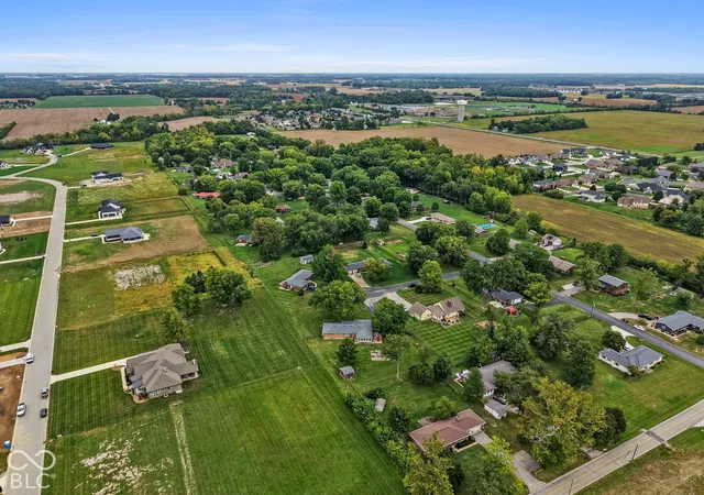 Photo 3 of Single family home for sale at 6349 W Buckskin Ct, New Palestine, IN 46163 | MLS# 22125632 | Listing updated on 2026-09-25