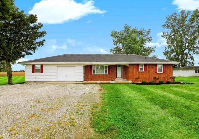 Photo 1 of Single family home for sale at 8223 E U S 35 Hwy, Losantville, IN 47354 | MLS# 22125689 | Listing updated on 2026-09-23