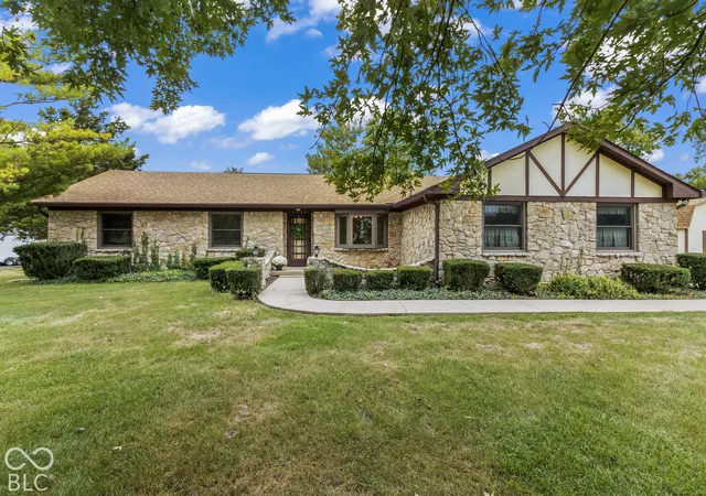 Single family home for sale at 2448 S Sunrise Dr, New Palestine, IN 46163 | MLS# 22125710