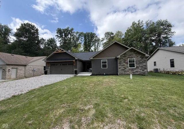 Photo 4 of Single family home for sale at 24 Lincoln Hills, Coatesville, IN 46121 | MLS# 22125718 | Listing updated on 2026-09-17