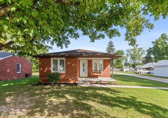 Photo 22 of Sale Pending at 6212 South St, Stilesville, IN 46180 | MLS# 22125754 | Listing updated on 2026-09-29