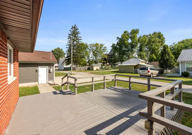 Photo 3 of Sale Pending at 6212 South St, Stilesville, IN 46180 | MLS# 22125754 | Listing updated on 2026-09-29