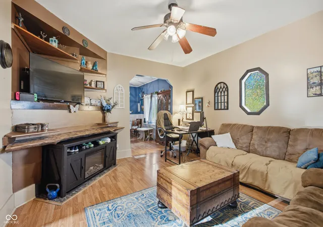 Photo 3 of Single family home for sale at 2615 S US Hwy 41, Rockville, IN 47872 | MLS# 22125765 | Listing updated on 2026-09-20