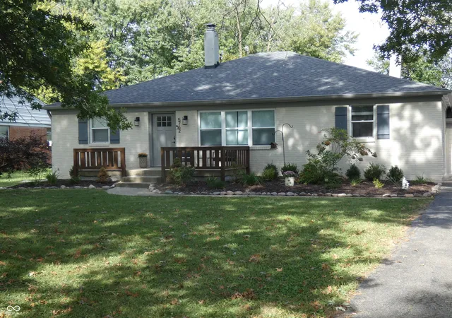 Photo 2 of Single family home for sale at 5762 N Ewing St, Indianapolis, IN 46220 | MLS# 22125766 | Listing updated on 2026-09-18