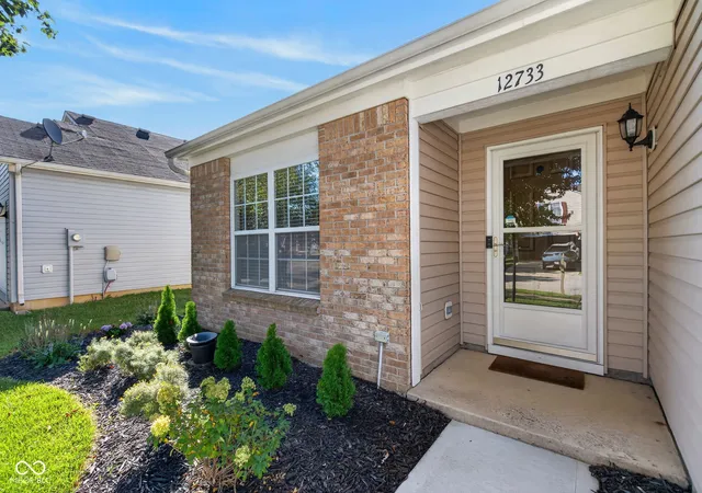 Photo 4 of Single family home for sale at 12733 Pinetop Way, Noblesville, IN 46060 | MLS# 22125776 | Listing updated on 2026-09-21