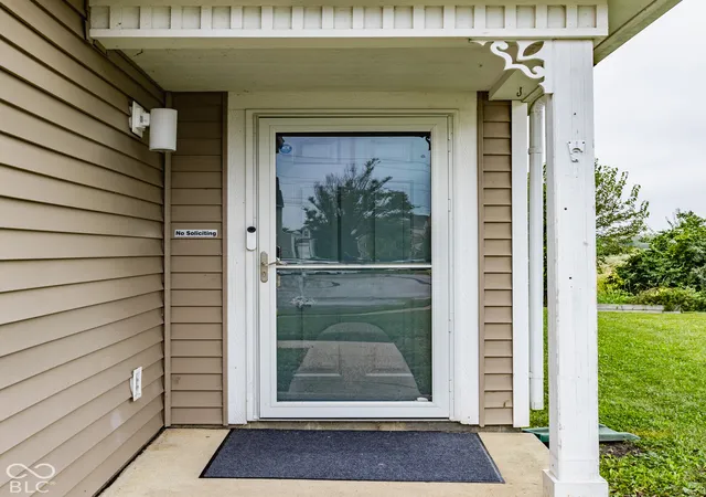 Photo 3 of Single family home for sale at 4248 Arches Ct, Indianapolis, IN 46235 | MLS# 22125788 | Listing updated on 2026-09-25