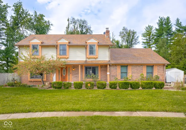 Photo 1 of Single family home for sale at 3519 Deerfield Pl, Columbus, IN 47203 | MLS# 22125794 | Listing updated on 2026-09-22