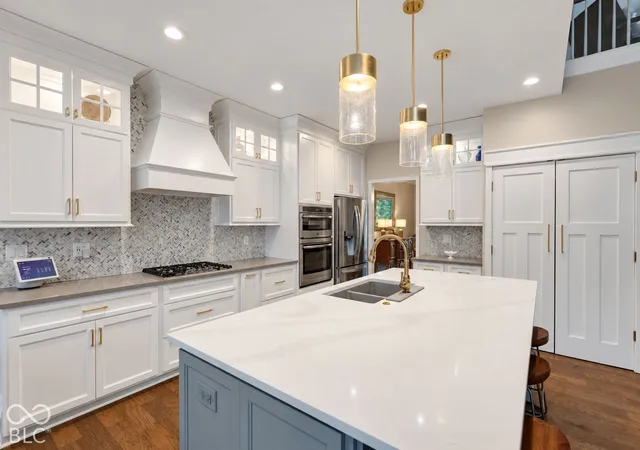 Photo 3 of Single family home for sale at 4210 Dartmoor Dr, Greenwood, IN 46143 | MLS# 22125798 | Listing updated on 2026-10-01
