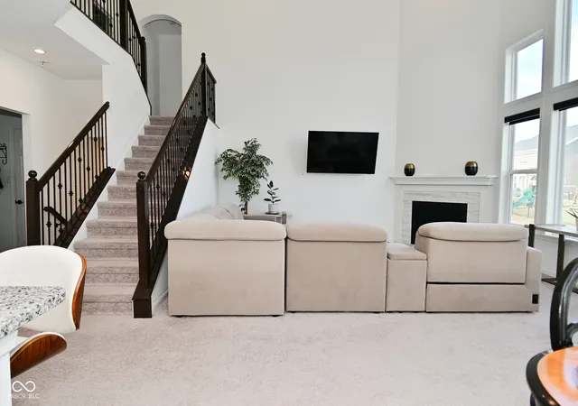 Photo 4 of Sale Pending at 9928 Deep Royal Way, Indianapolis, IN 46239 | MLS# 22125822 | Listing updated on 2026-10-15