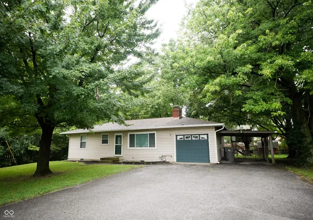 Photo 1 of Single family home for sale at 4646 S Keystone Ave, Indianapolis, IN 46227 | MLS# 22125830 | Listing updated on 2026-10-06