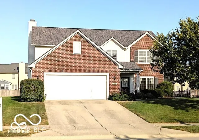 Single family home for sale at 1091 Scarlet Quarry Cir, Avon, IN 46123 | MLS# 22125865