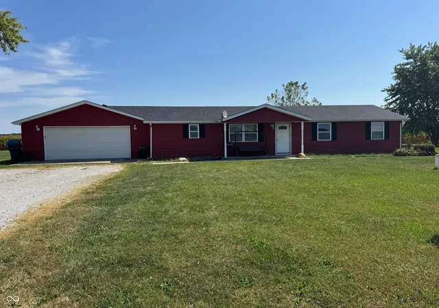 Photo 1 of Single family home for sale at 3684 S State Rd 47, Crawfordsville, IN 47933 | MLS# 22125873 | Listing updated on 2026-09-29