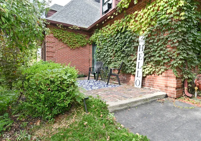 Photo 4 of Single family home for sale at 1125 Crane Ct, Anderson, IN 46016 | MLS# 22125875 | Listing updated on 2026-09-19