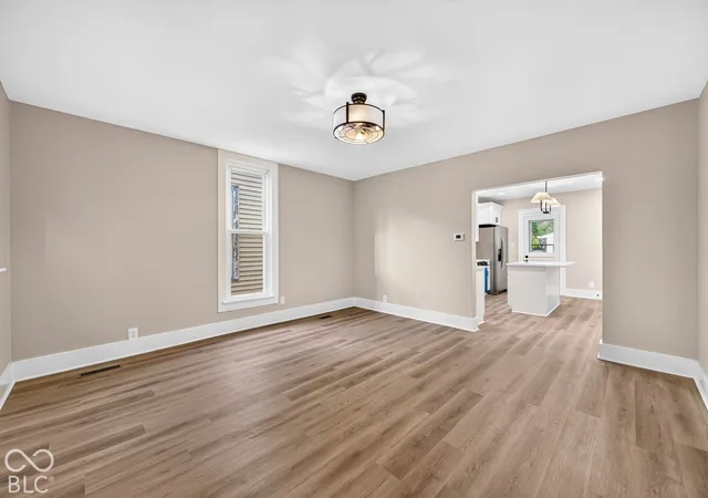 Photo 3 of Single family home for sale at 1804 California St, Columbus, IN 47201 | MLS# 22125904 | Listing updated on 2026-09-25