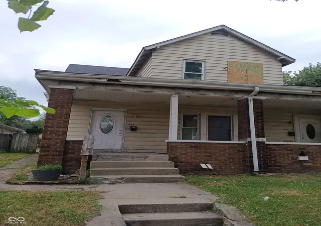 Photo 2 of Sale Pending at 1134 Blaine Ave, Indianapolis, IN 46221 | MLS# 22125913 | Listing updated on 2026-09-21