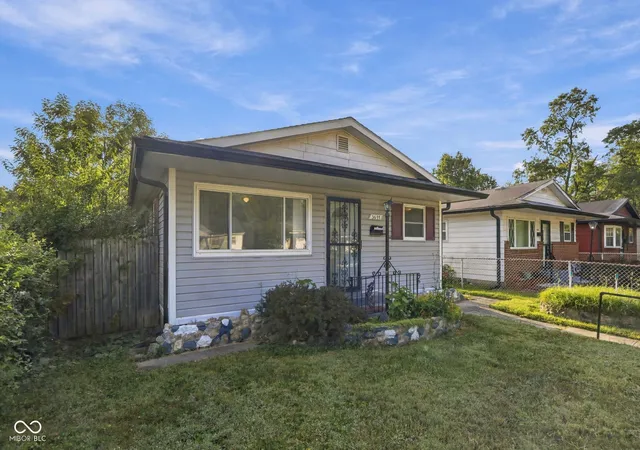 Photo 2 of Sale Pending at 3635 Kinnear, Indianapolis, IN 46218 | MLS# 22125934 | Listing updated on 2026-10-21
