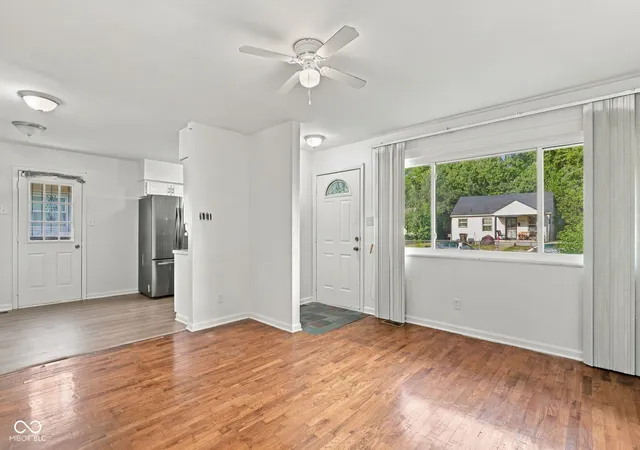Photo 4 of Sale Pending at 3635 Kinnear, Indianapolis, IN 46218 | MLS# 22125934 | Listing updated on 2026-10-21