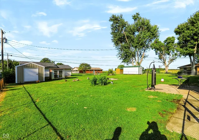 Photo 3 of Single family home for sale at 1064 Dacia St, Taylorsville, IN 47280 | MLS# 22125935 | Listing updated on 2026-10-06